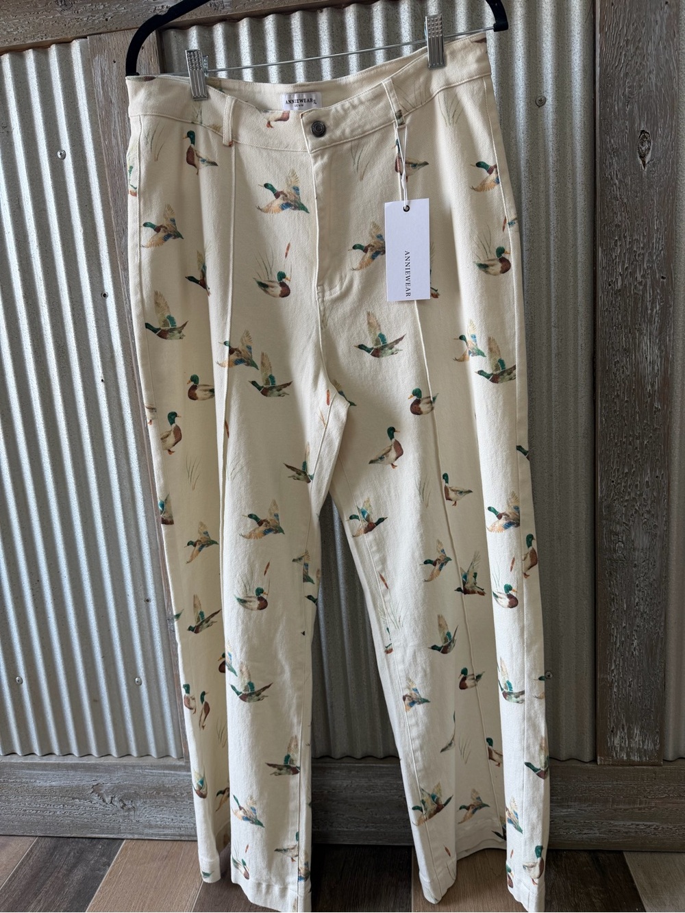 Women’s Cream Duck-Print Casual Pants
